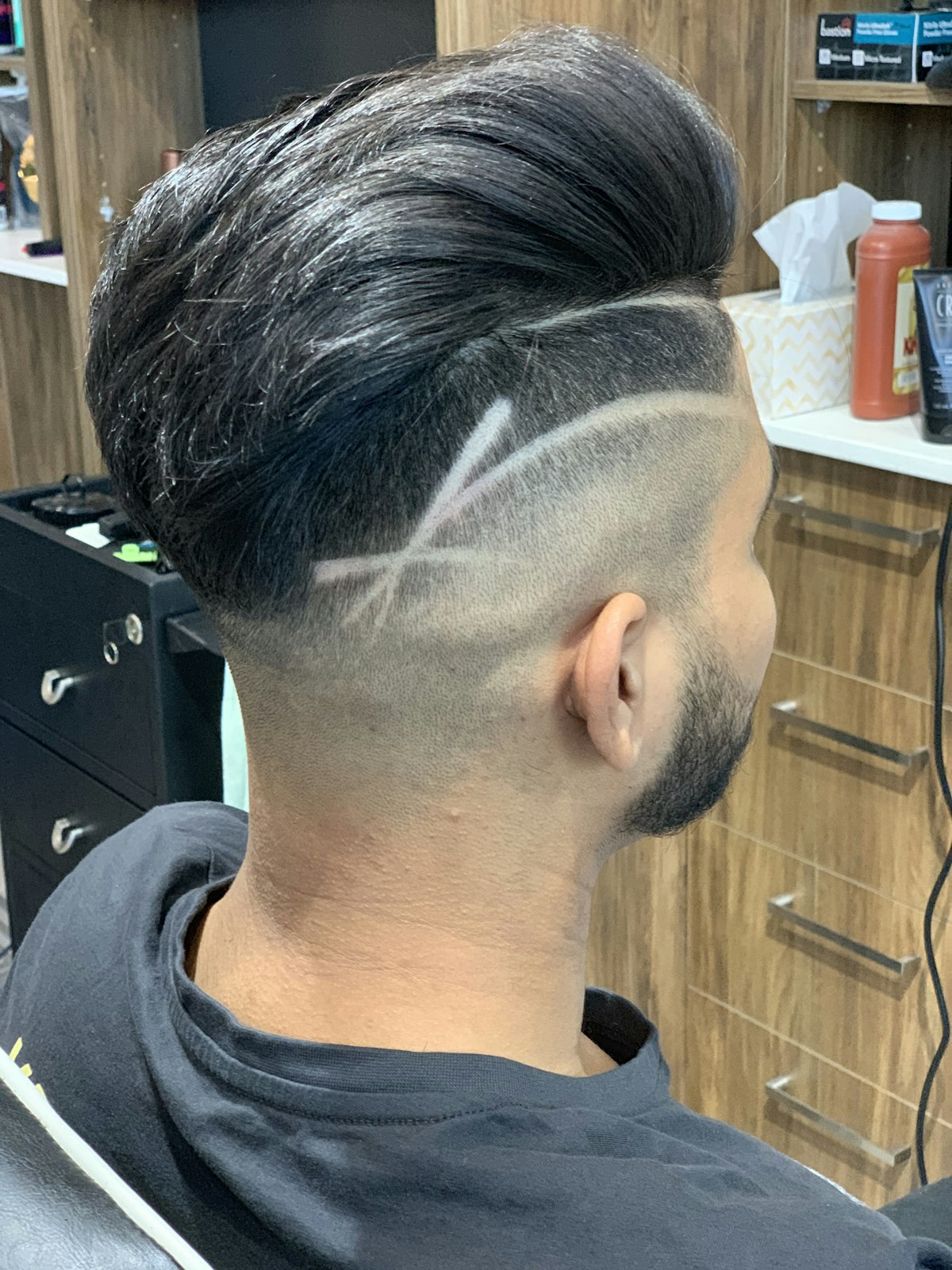 Sample photo: fade with a design